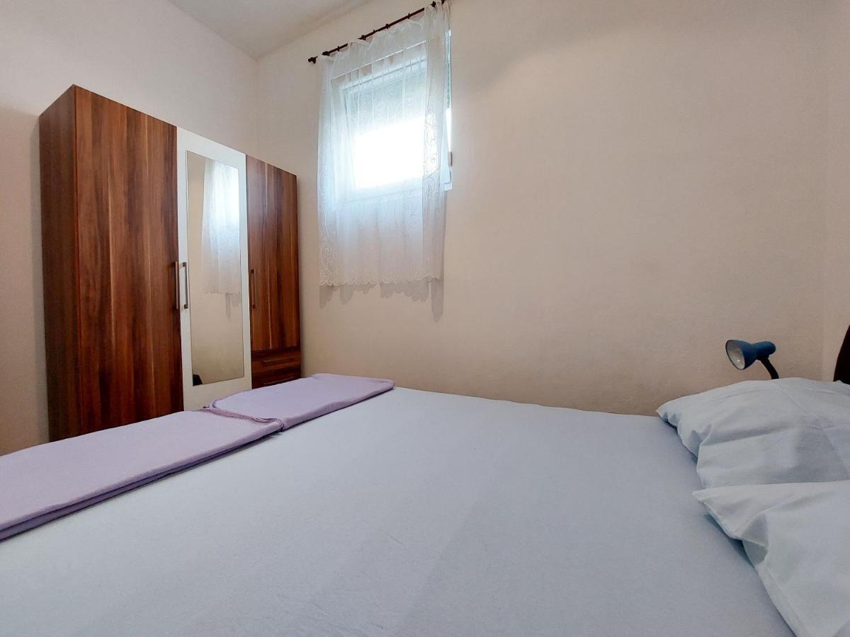 Apartment Ankica Punat Exterior photo